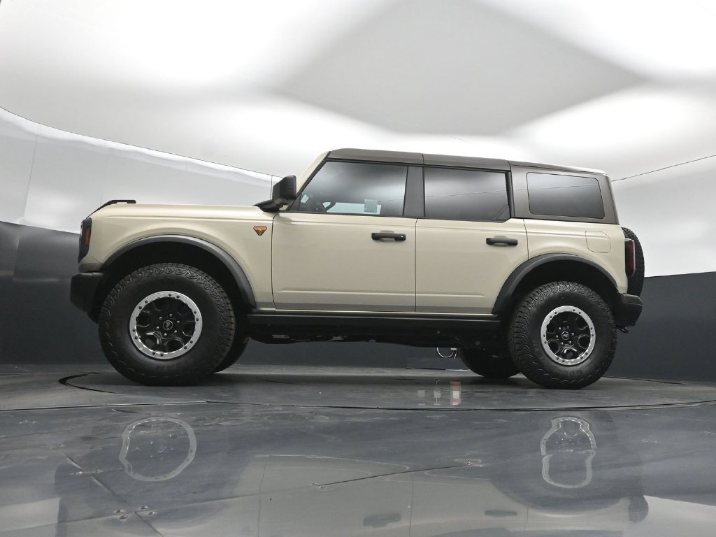 Certified 2026 Ford Bronco Badlands AWD/4WD image 52