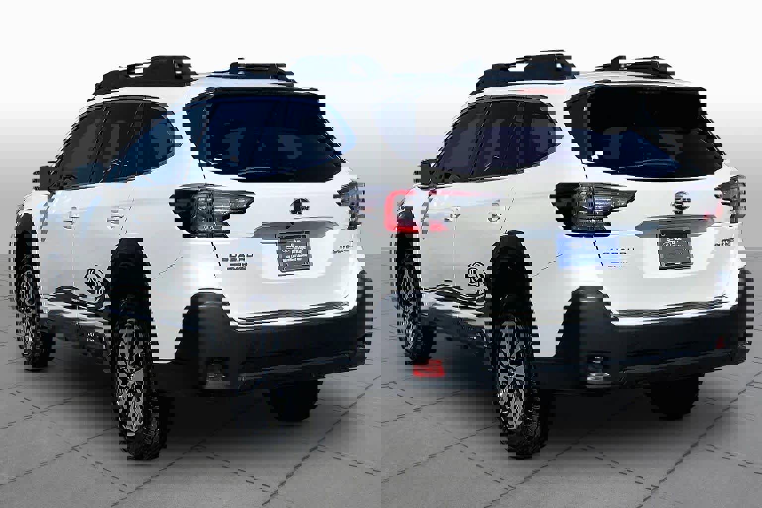 Used 2024 Subaru Outback Premium AWD/4WD image 4