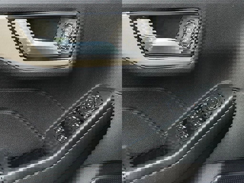 Certified 2022 Ford Escape SEL image 20