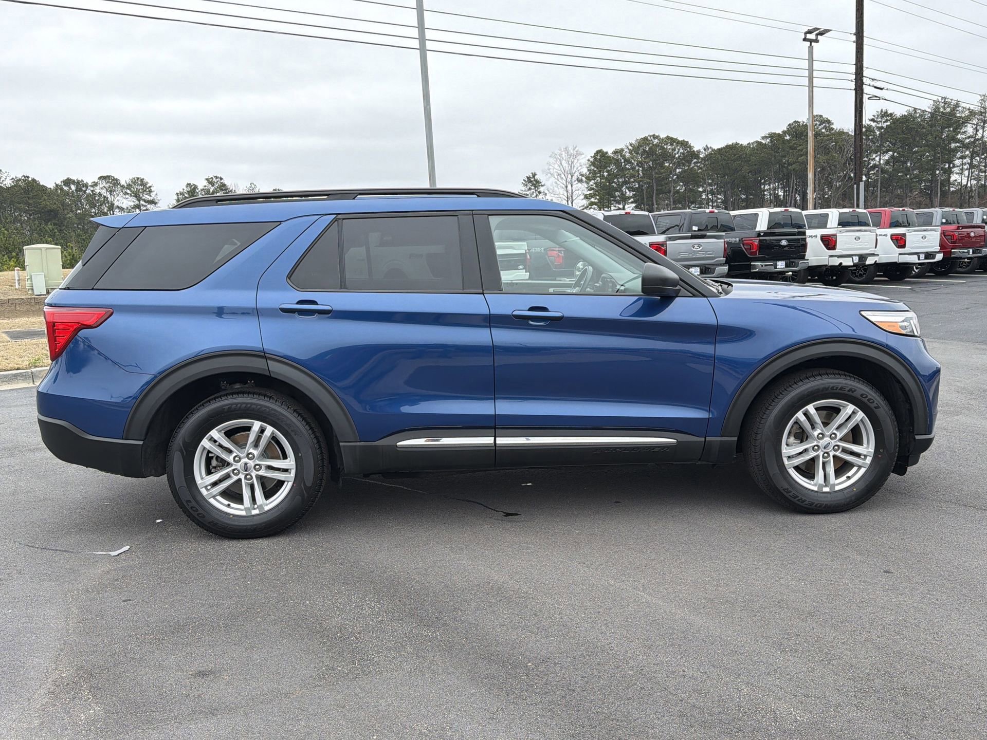Certified 2022 Ford Explorer XLT w/ Equipment Group 202A image 2