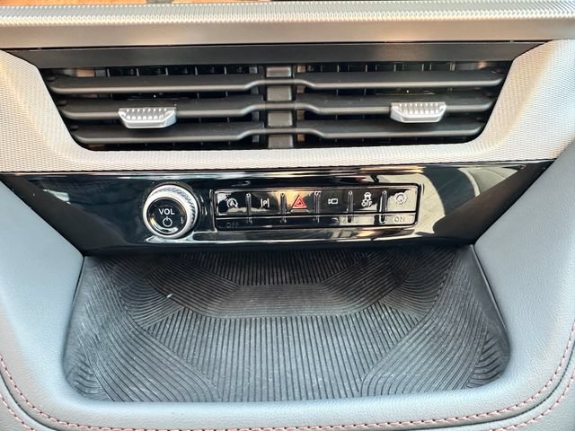 Certified 2026 Ford Explorer Active AWD/4WD image 17