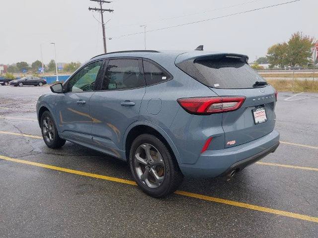 Certified 2024 Ford Escape ST-Line AWD/4WD image 6