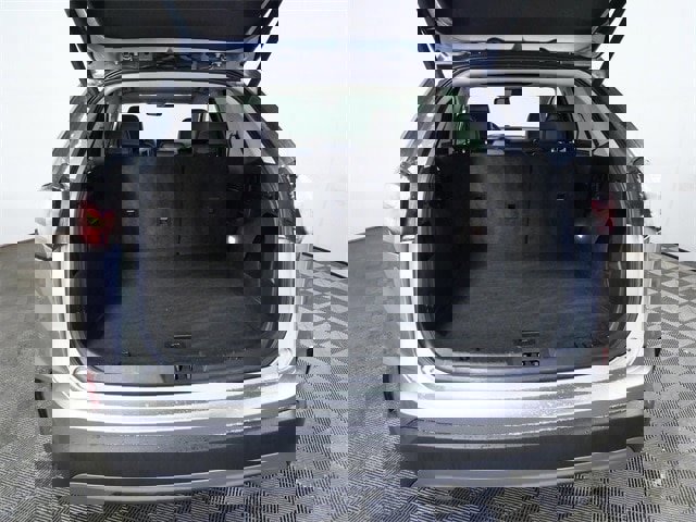 Certified 2024 Ford Edge SEL w/ Convenience Package image 9