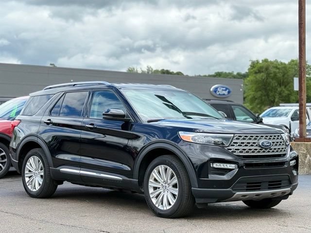 Certified 2023 Ford Explorer Limited w/ Hybrid Equipment Group 310A AWD/4WD image 36