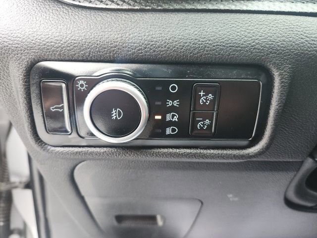 Certified 2024 Ford Explorer ST-Line w/ Class IV Trailer Tow Package image 19