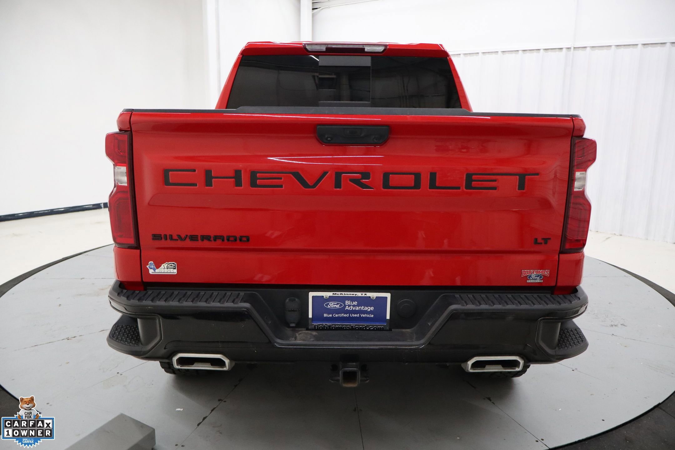 Used 2024 Chevrolet Silverado 1500 LT Trail Boss w/ Convenience Package II image 3