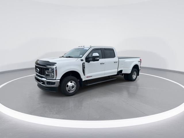 Certified 2024 Ford F350 Lariat w/ Lariat Ultimate Package AWD/4WD image 3