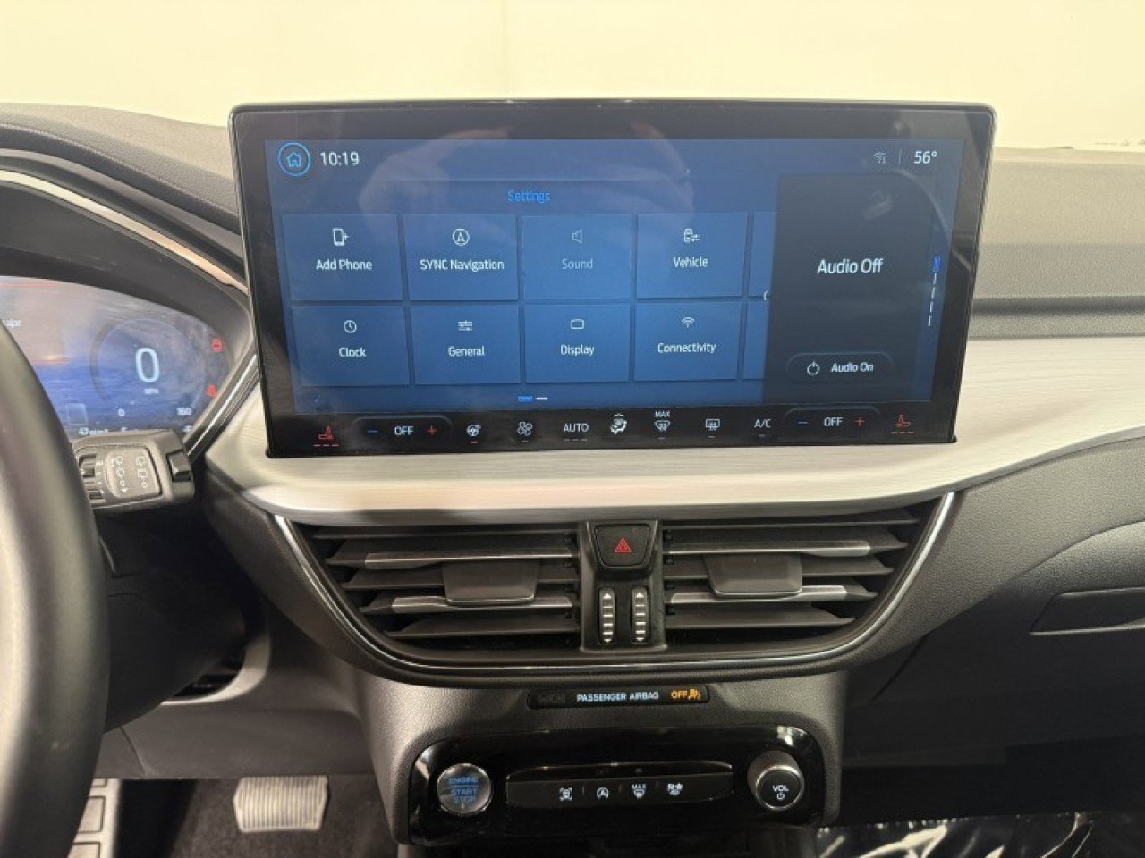 Certified 2025 Ford Escape Platinum image 16