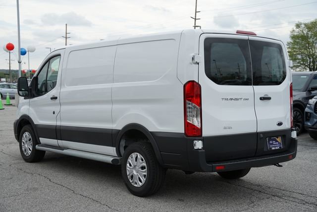 Certified 2024 Ford Transit 250 Low Roof w/ Exterior Upgrade Package RWD image 5
