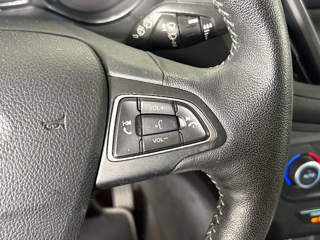 Certified 2019 Ford Escape SEL FWD image 19