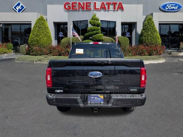 Certified 2022 Ford F150 XLT w/ Equipment Group 302A High image 4