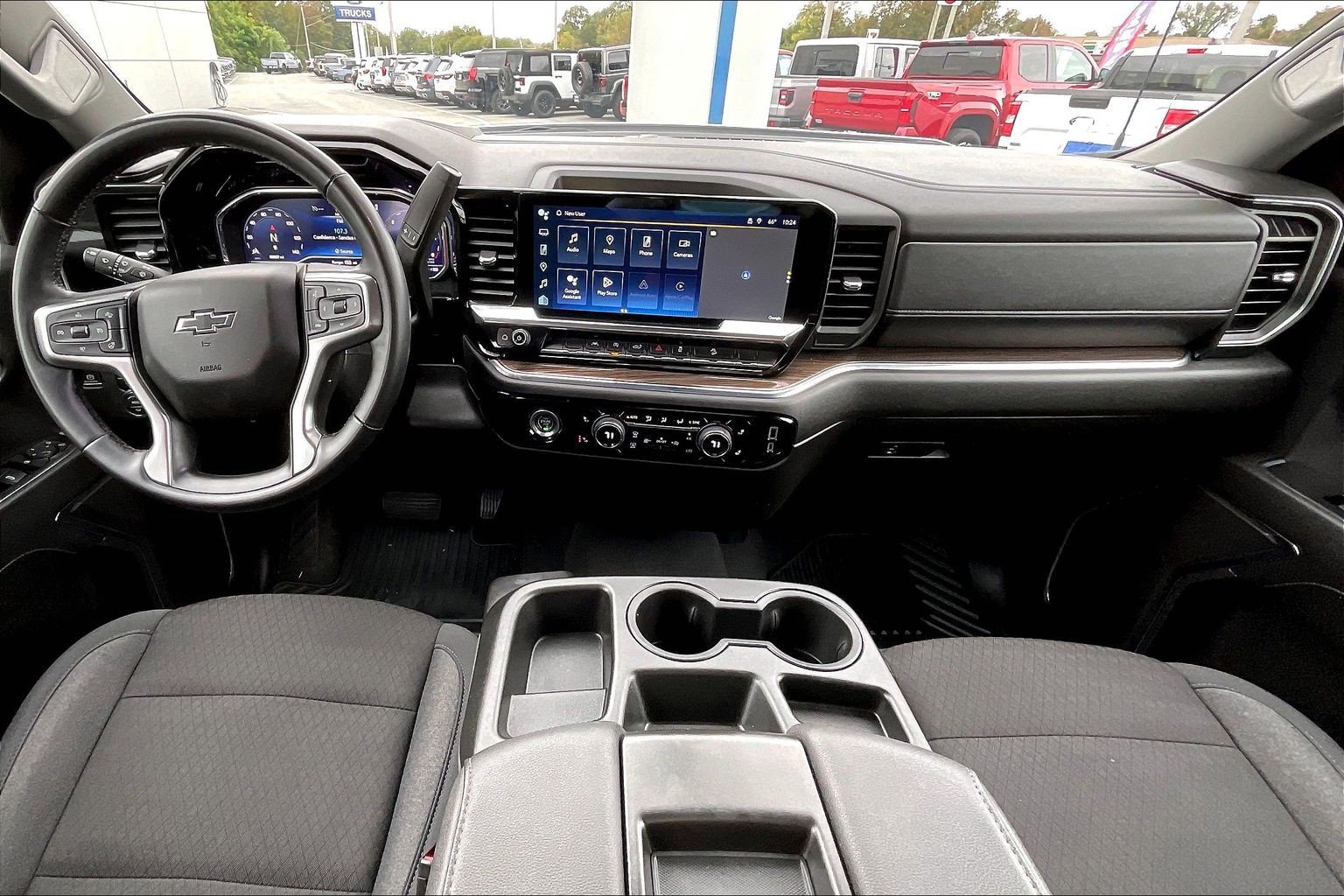 Used 2024 Chevrolet Silverado 1500 RST w/ Z71 Off-Road Package AWD/4WD image 15
