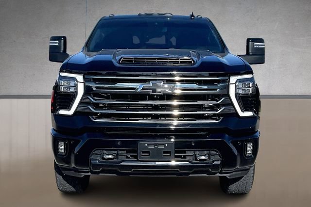 Used 2024 Chevrolet Silverado 3500 High Country w/ Midnight Edition image 3