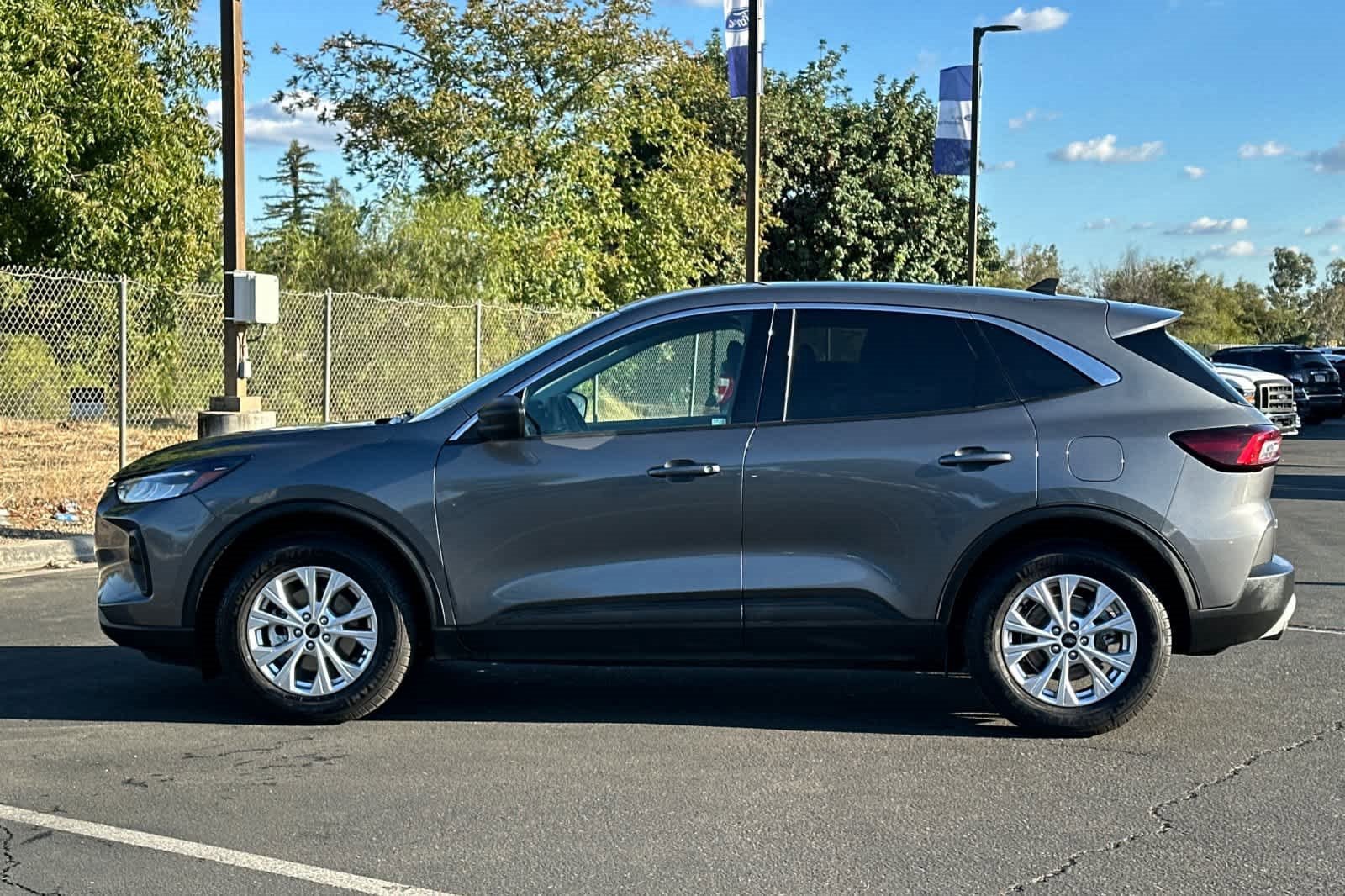 Certified 2024 Ford Escape Active image 2