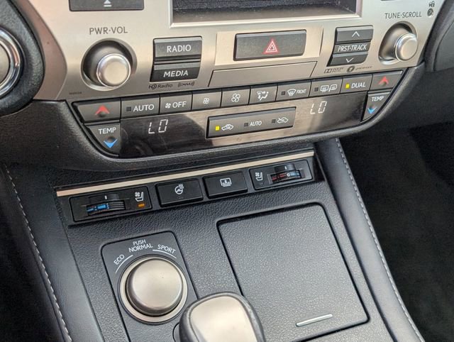 Used 2017 Lexus ES 350 w/ Luxury Package FWD image 19