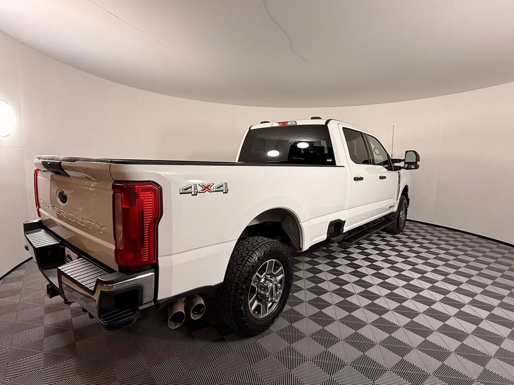 Certified 2025 Ford F350 XLT AWD/4WD image 10