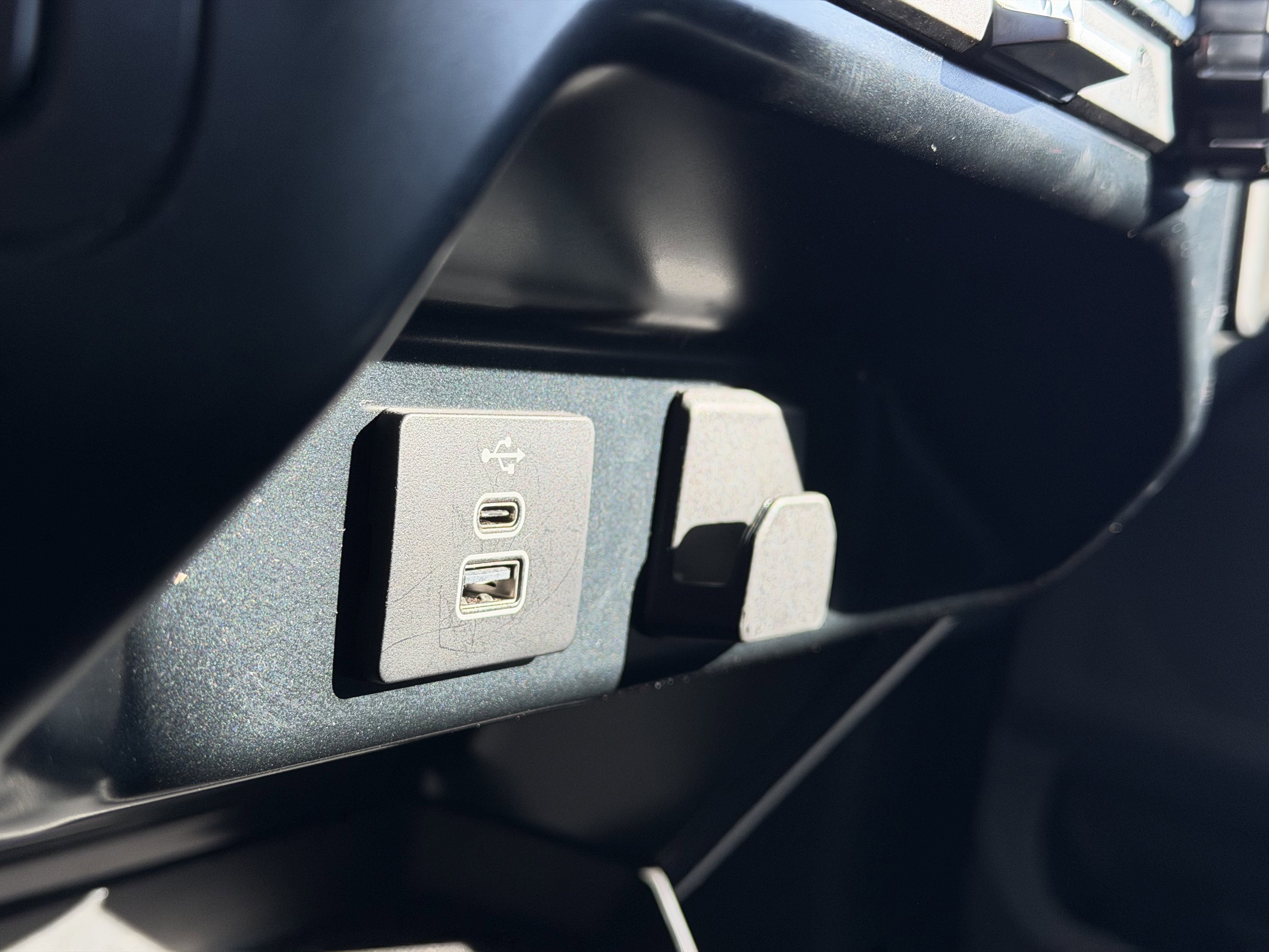 Certified 2025 Ford F150 XLT w/ Equipment Group 301A Standard image 19