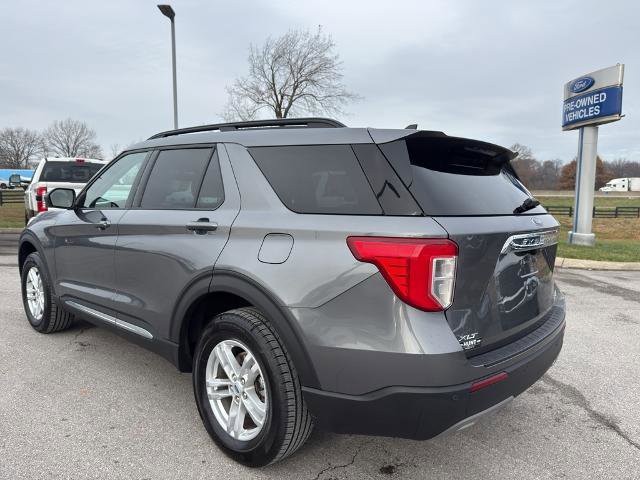 Certified 2022 Ford Explorer XLT w/ Equipment Group 202A AWD/4WD image 7