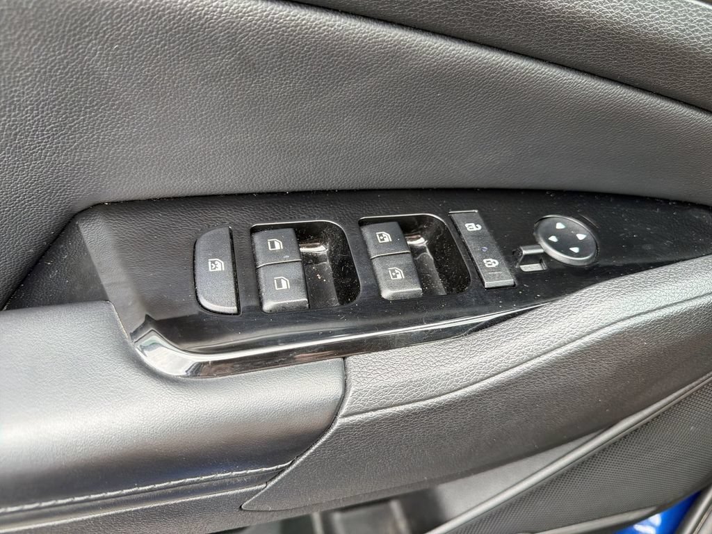 Used 2023 Kia Sportage EX FWD image 22