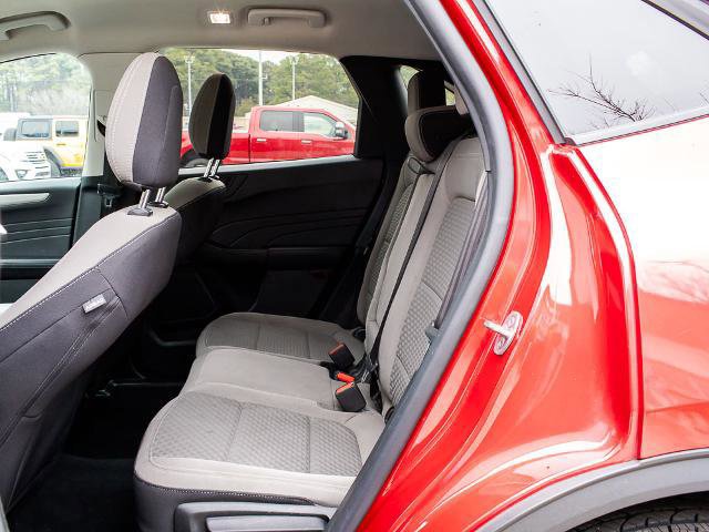 Certified 2022 Ford Escape SE w/ SE Sport Appearance Package image 16