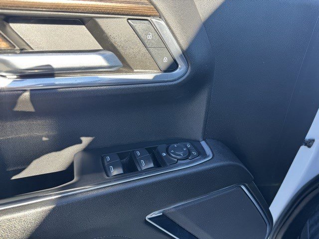 Used 2024 Chevrolet Silverado 1500 LT Trail Boss w/ Protection Package image 11