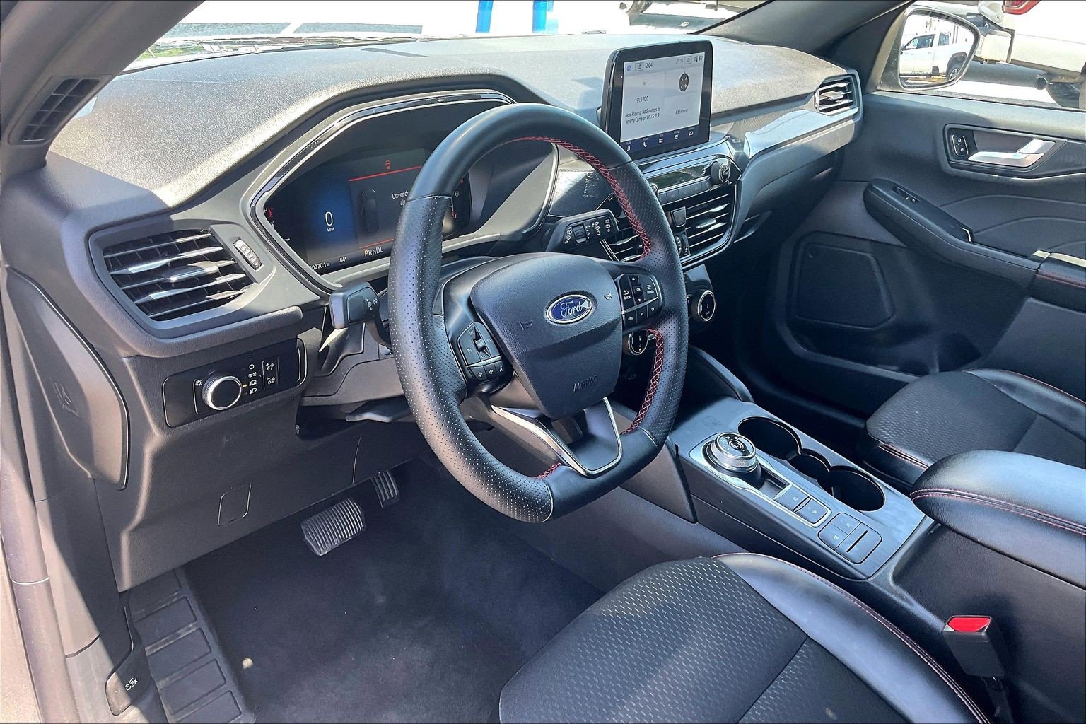 Certified 2025 Ford Escape ST-Line AWD/4WD image 13