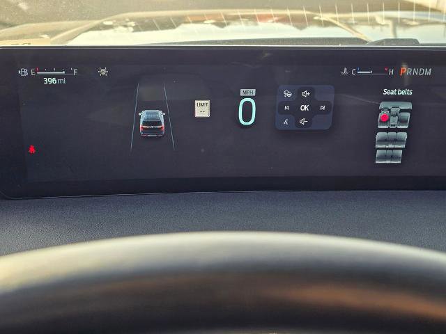 Certified 2025 Ford Expedition Max Platinum image 21