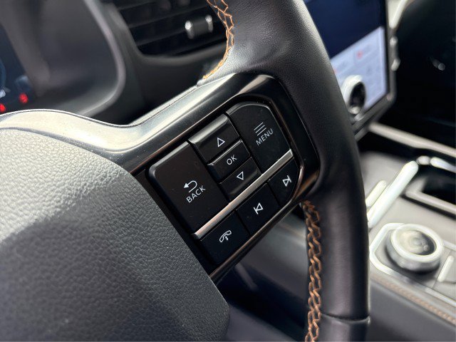 Certified 2024 Ford Expedition Platinum AWD/4WD image 24