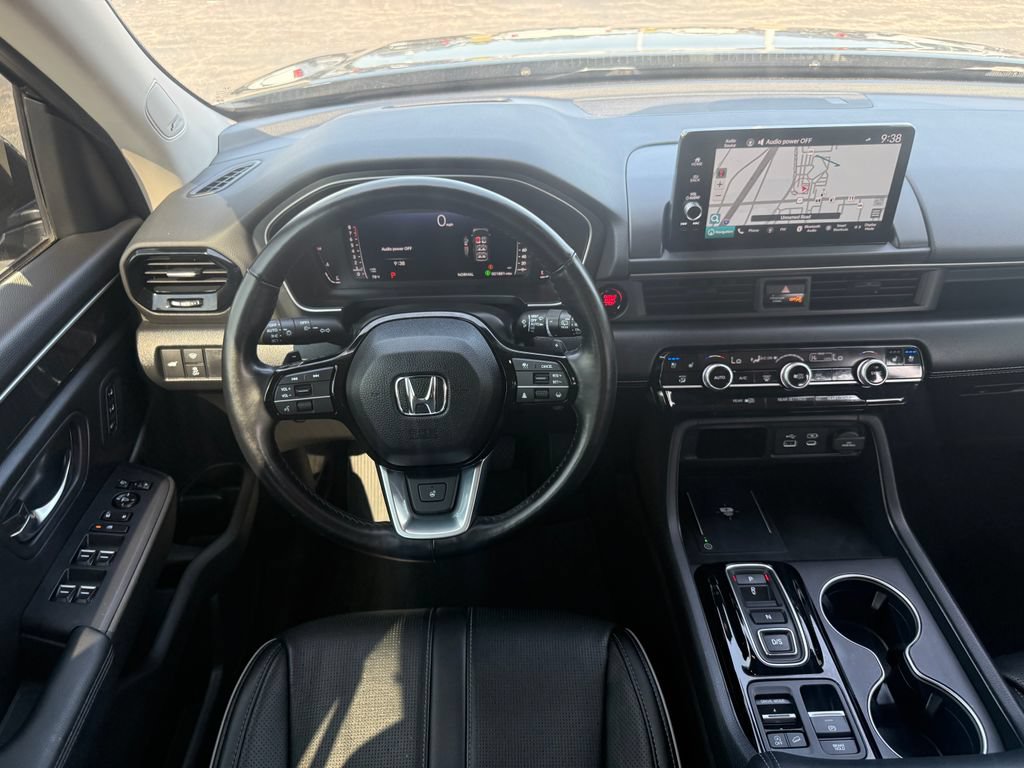 Used 2023 Honda Pilot Elite image 28