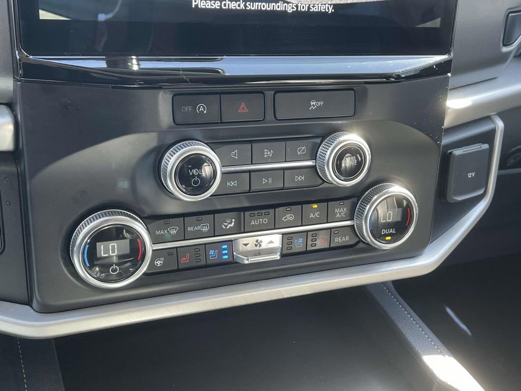 Certified 2024 Ford Expedition Max XLT image 27