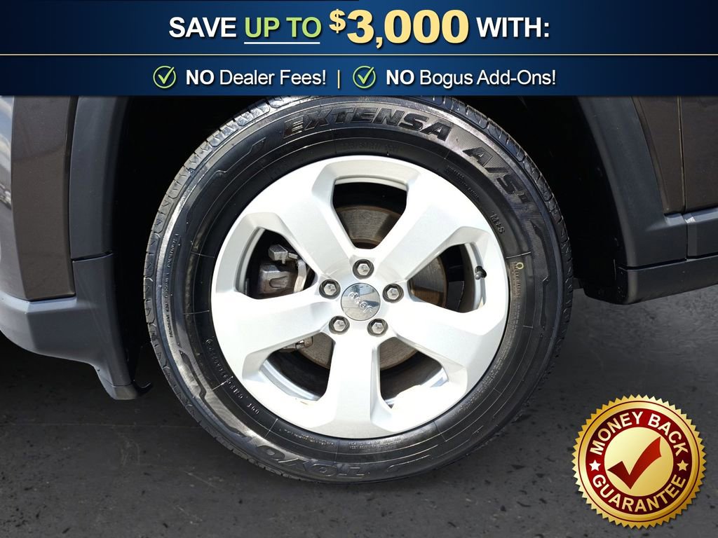 Used 2018 Jeep Compass Latitude w/ Popular Equipment Group FWD image 13