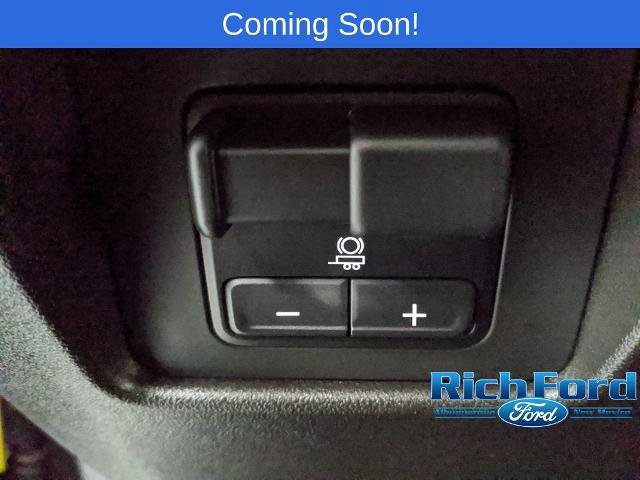 Used 2026 GMC Canyon AT4X image 5