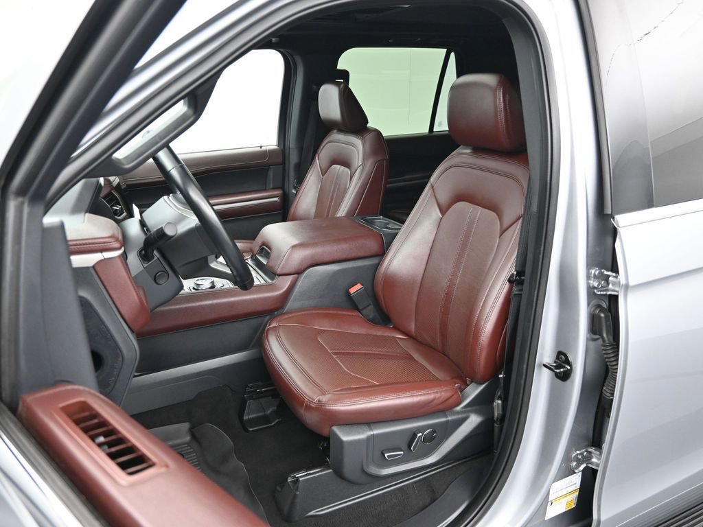 Certified 2023 Ford Expedition Limited image 11
