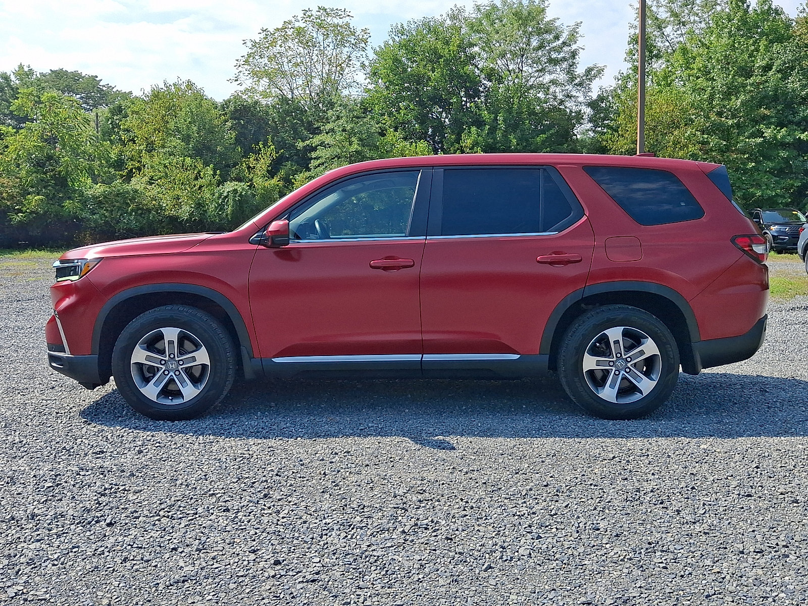 Used 2024 Honda Pilot EX-L image 4