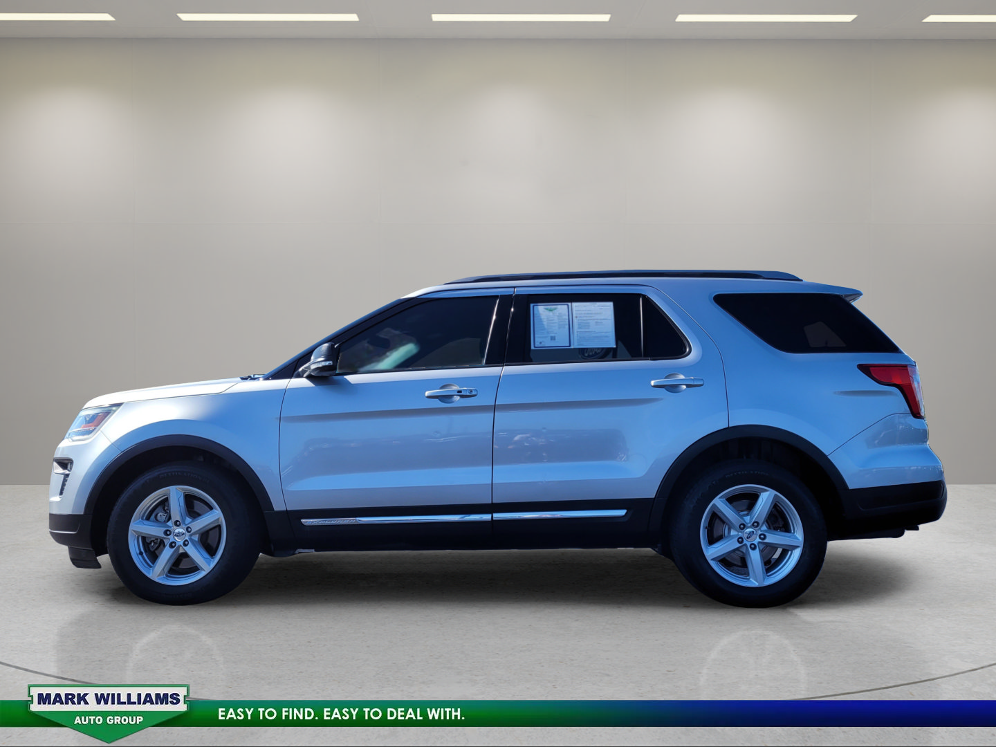 Certified 2019 Ford Explorer XLT w/ Equipment Group 201A FWD image 7