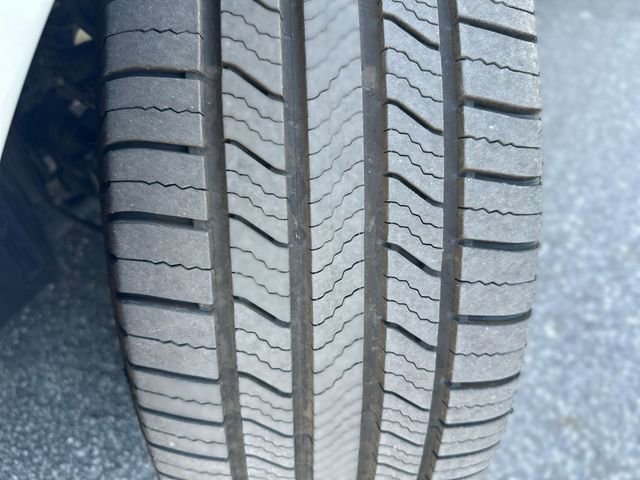 Used 2021 Cadillac XT6 Sport w/ LPO, ONYX Package AWD/4WD image 11