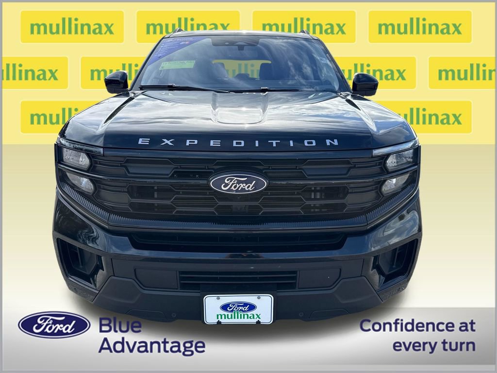 Certified 2025 Ford Expedition Max Active image 11