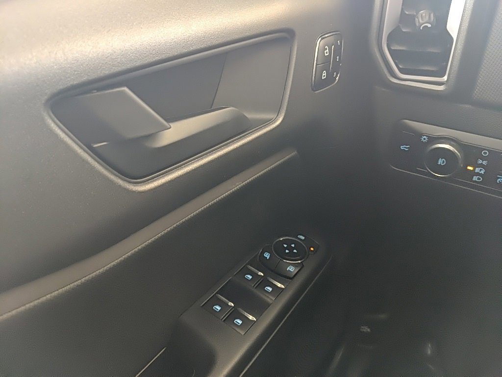 Certified 2025 Ford Bronco Sport Outer Banks w/ Outer Banks Tech Package+ image 27