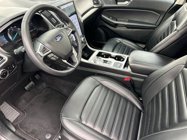 Certified 2024 Ford Edge SEL w/ Convenience Package AWD/4WD image 9