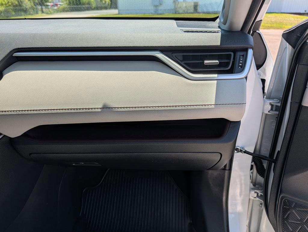 Used 2023 Toyota RAV4 Limited AWD/4WD image 24