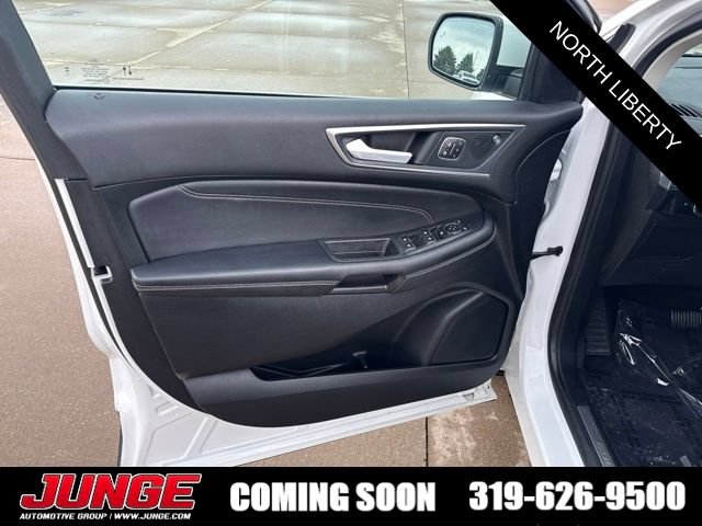 Certified 2024 Ford Edge Titanium w/ Equipment Group 301A AWD/4WD image 26