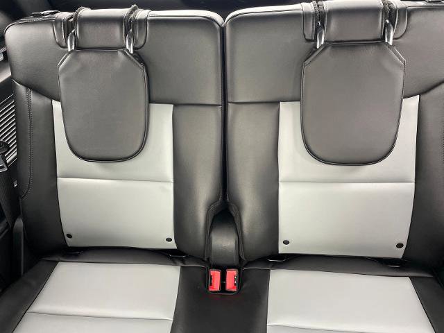 Certified 2022 Ford Explorer XLT w/ Equipment Group 202A image 33