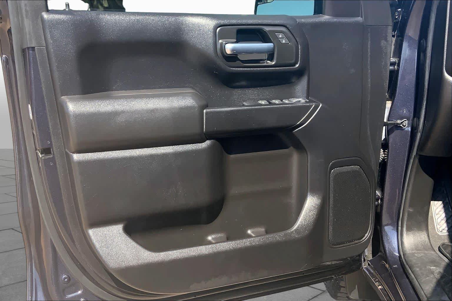 Used 2022 Chevrolet Silverado 1500 Custom AWD/4WD image 21
