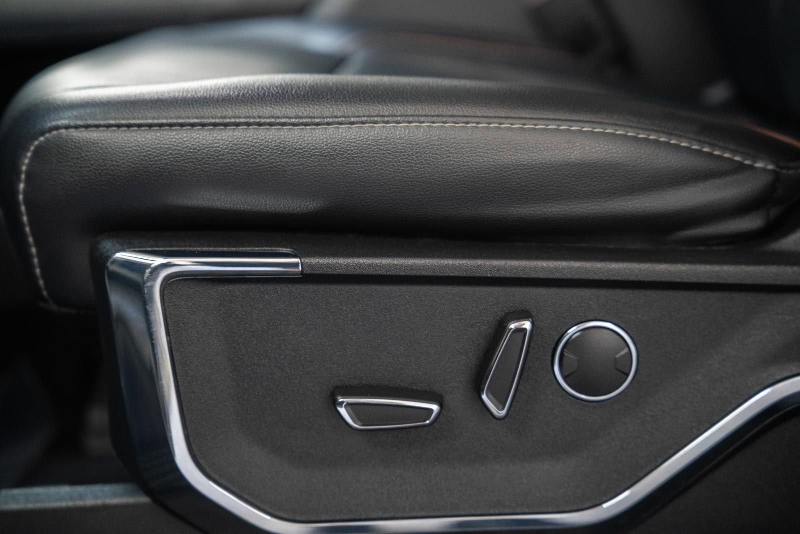 Certified 2023 Ford F150 Lariat w/ Equipment Group 502A High image 47