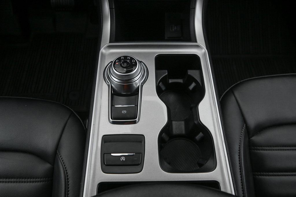 Certified 2024 Ford Edge SEL w/ Convenience Package image 38