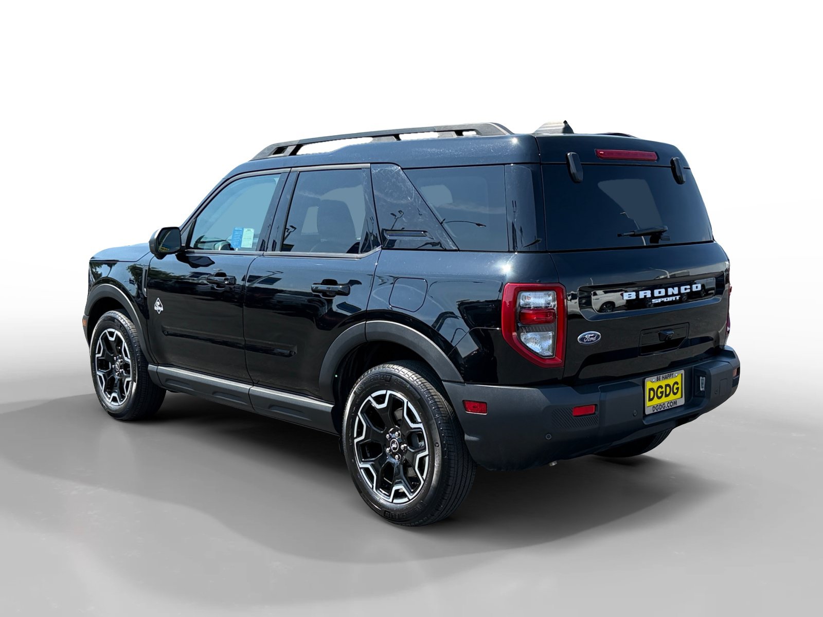 Certified 2025 Ford Bronco Sport Outer Banks w/ Outer Banks Tech Package+ AWD/4WD image 3