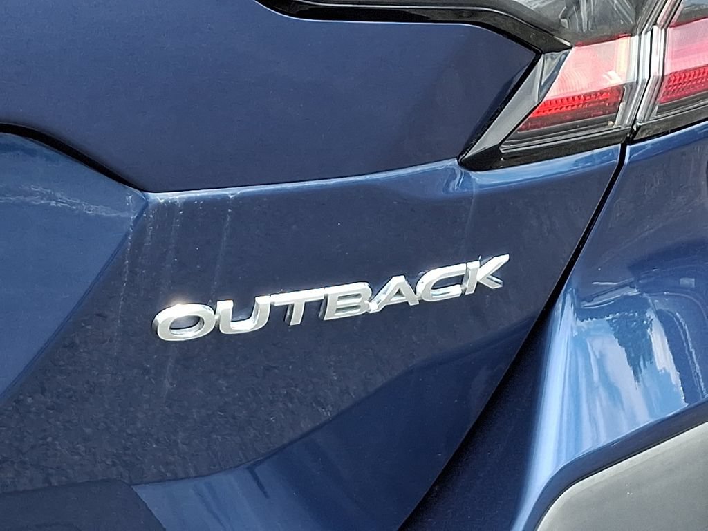 Used 2022 Subaru Outback Limited AWD/4WD image 29