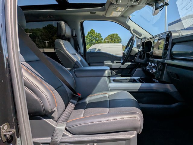 Certified 2025 Ford F250 Lariat w/ Lariat Ultimate Package AWD/4WD image 36