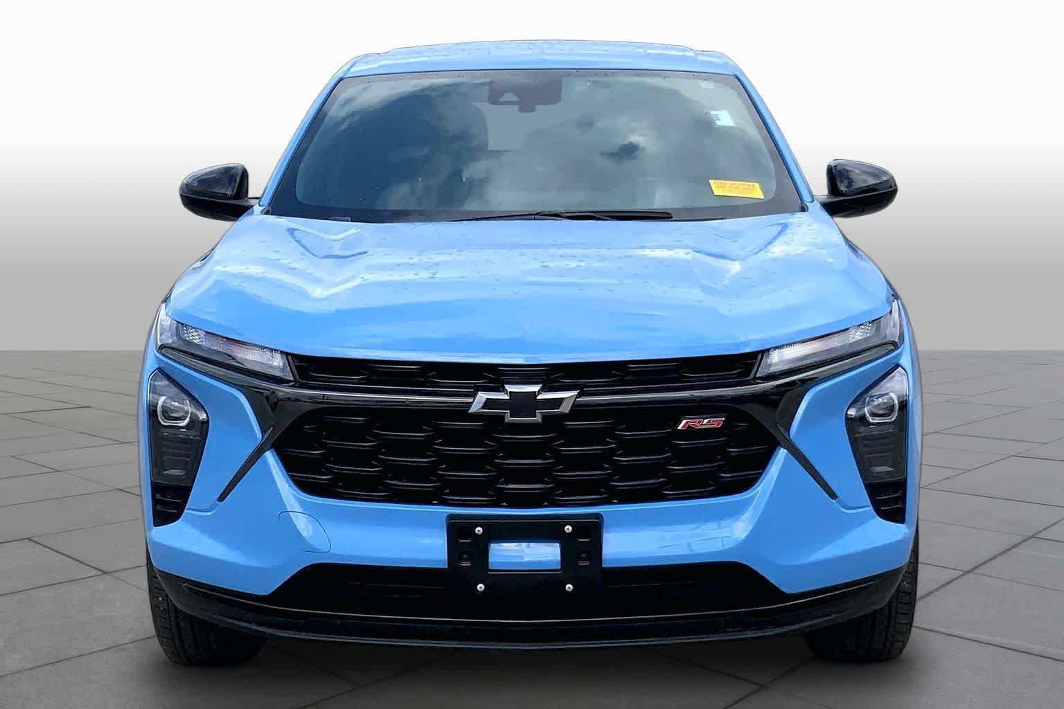 Used 2024 Chevrolet Trax RS w/ Driver Confidence Package FWD image 4