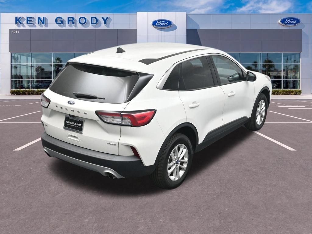 Certified 2021 Ford Escape SE AWD/4WD image 14